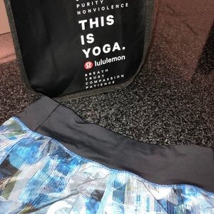 Lululemon Speed Up Short 💙
